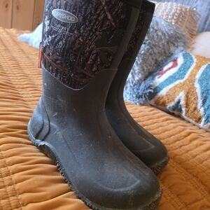 Kids Waterproof Black Boots
